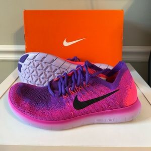 Nike free run flyknit 2017 womens size 7.5